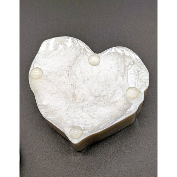 Handmade Iridescent Pink Rose Heart-Shaped Resin Trinket Box NEW - Picture 4 of 8